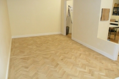 52b7d5321c6418bcaa40_2